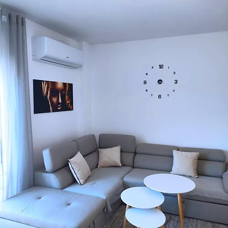 Sabi Apartment Golem Qerret 外观 照片
